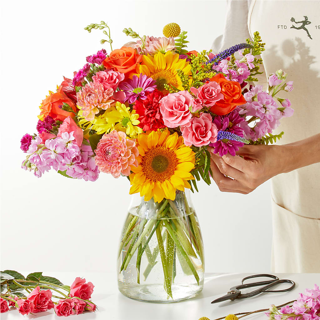 Cue the Confetti - A Florist Original – ANTONIO FLOWERS & GIFTS, Miami FL