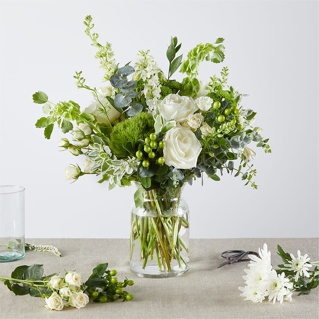 Irish Garden - A Florist Original – ANTONIO FLOWERS & GIFTS, Miami FL