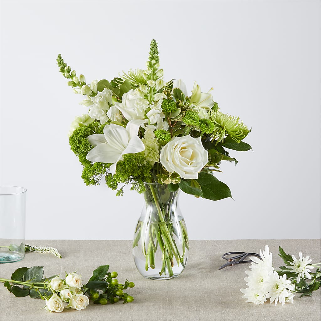 Irish Garden - A Florist Original – ANTONIO FLOWERS & GIFTS, Miami FL