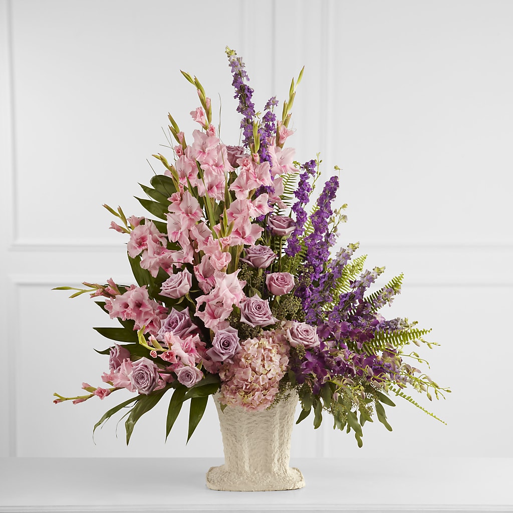 Flowing Garden Arrangement – ANTONIO FLOWERS & GIFTS, Miami FL