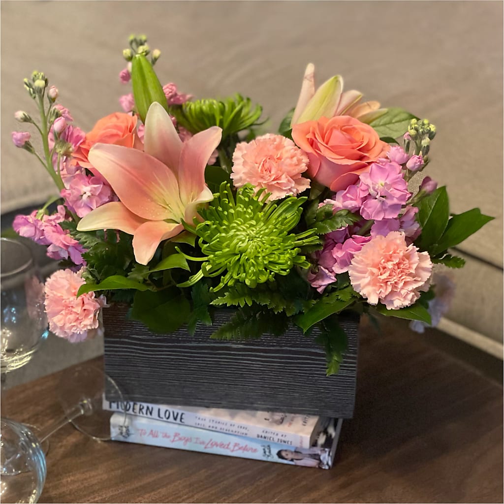 Beautiful Spirit Basket – ANTONIO FLOWERS & GIFTS, Miami FL