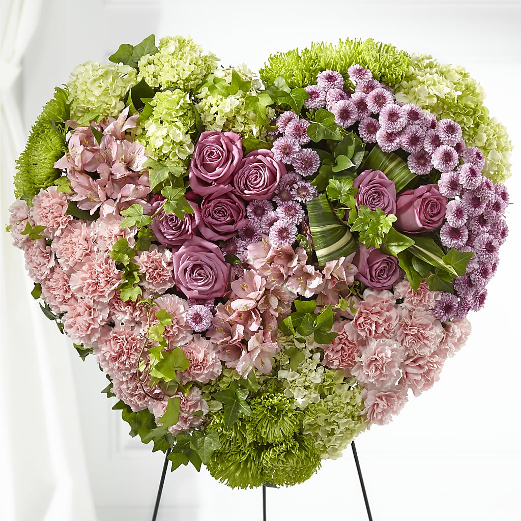 Heartwarming Standing Heart – ANTONIO FLOWERS & GIFTS, Miami FL