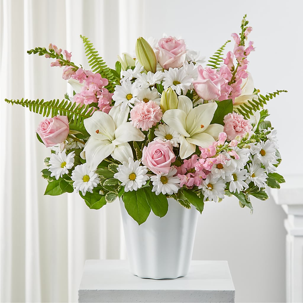 Soft Touch Tabletop Basket – ANTONIO FLOWERS & GIFTS, Miami FL