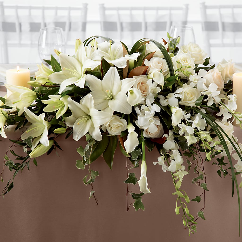 White Linen Arrangement – ANTONIO FLOWERS & GIFTS, Miami FL