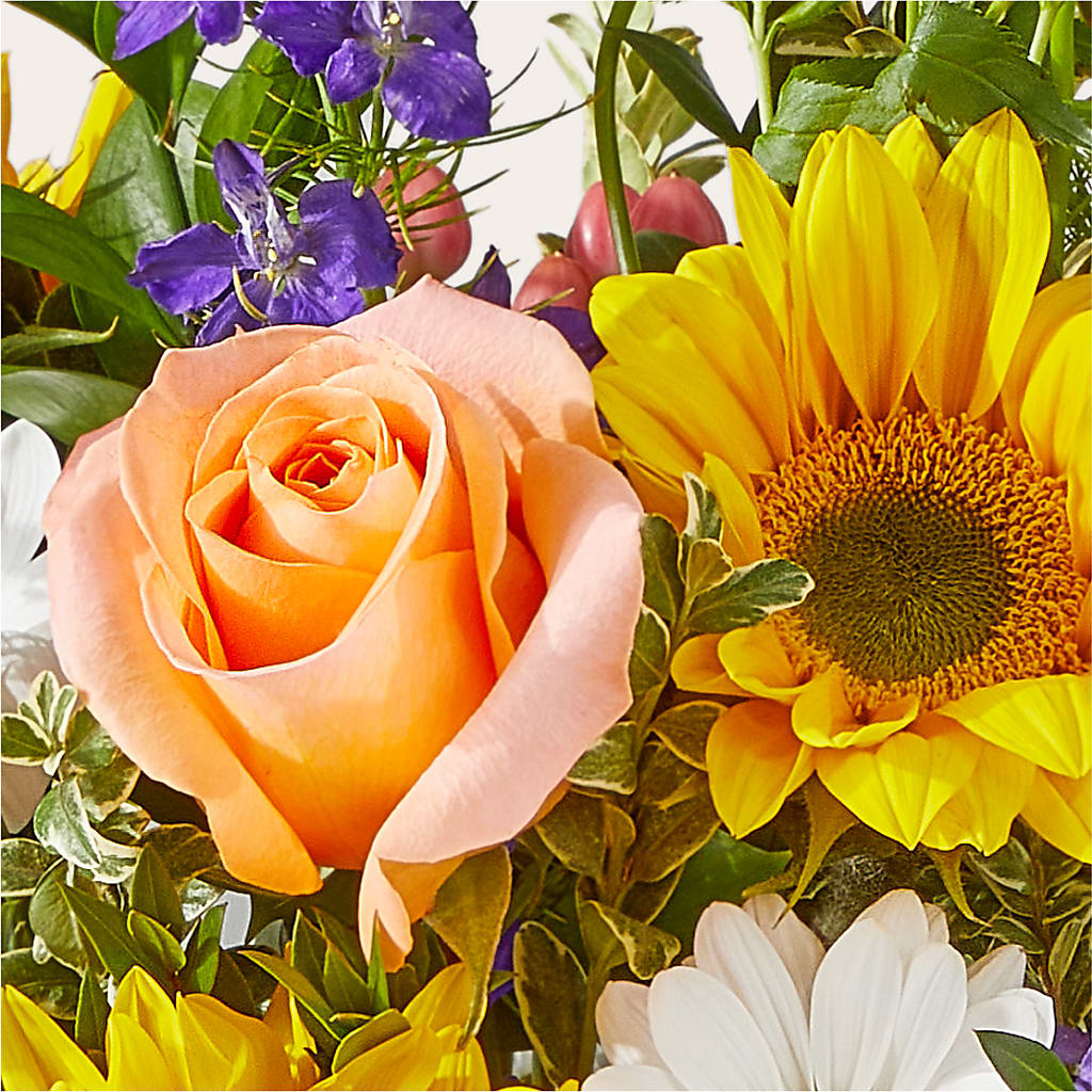 The Good Life Bouquet – ANTONIO FLOWERS & GIFTS, Miami FL