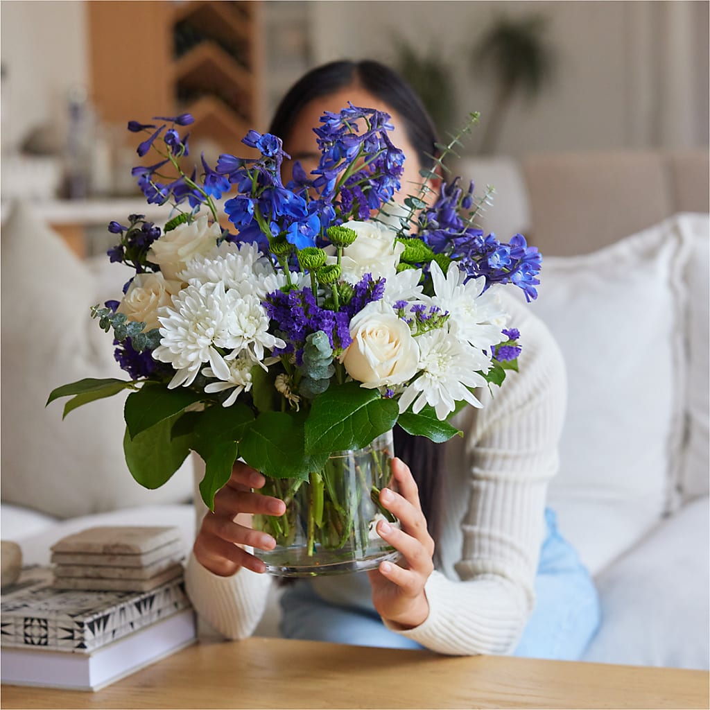 Cerulean Waves Bouquet – ANTONIO FLOWERS & GIFTS, Miami FL
