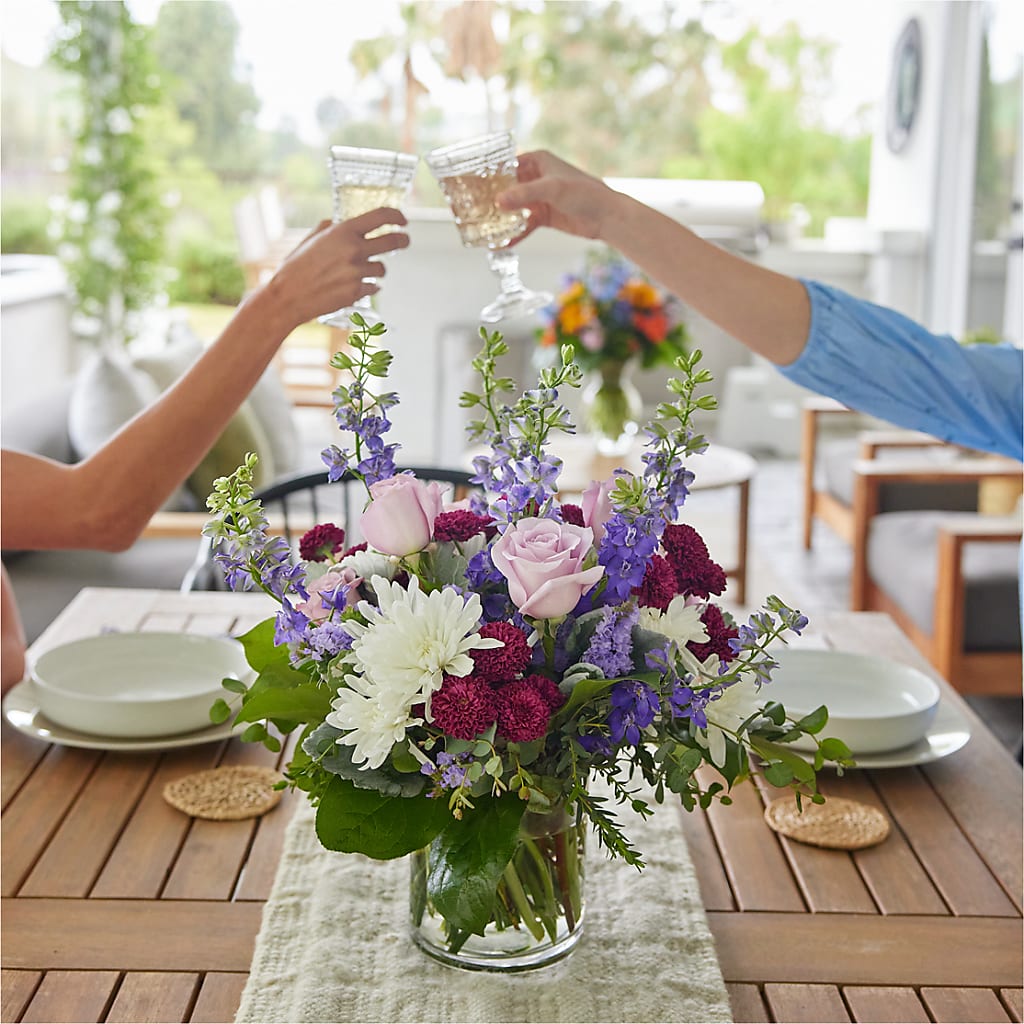 Violet Frost Bouquet – ANTONIO FLOWERS & GIFTS, Miami FL