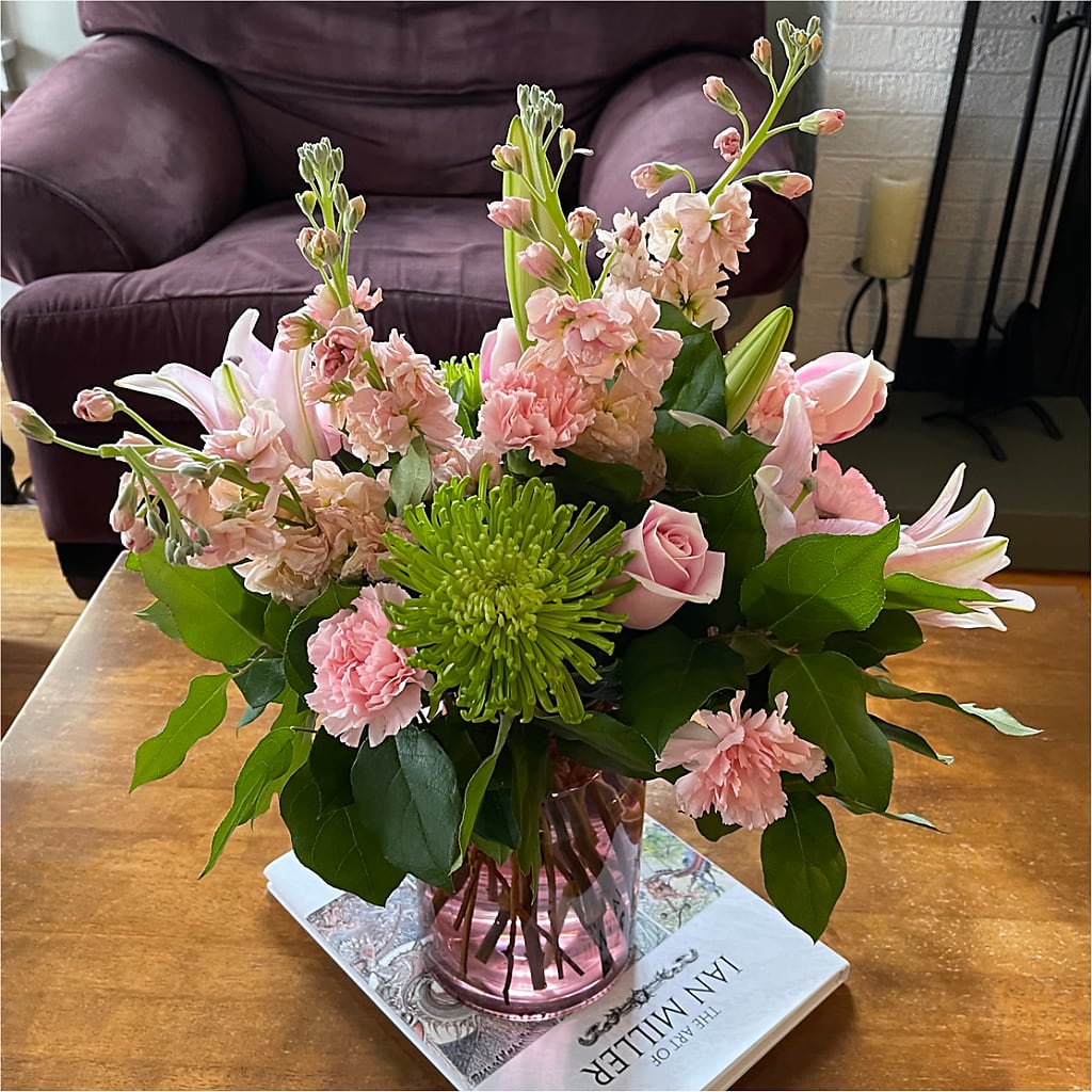 Pretty in Pink Bouquet – ANTONIO FLOWERS & GIFTS, Miami FL
