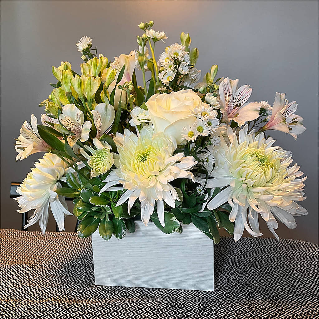 Eternal Affection Arrangement – ANTONIO FLOWERS & GIFTS, Miami FL