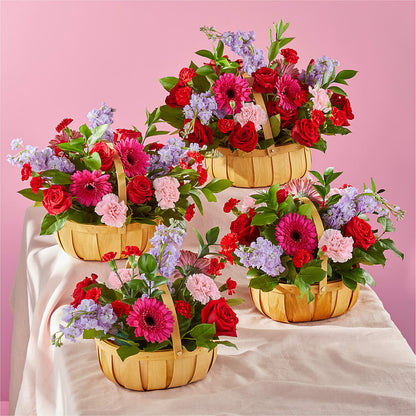 Pink Picnic Basket – ANTONIO FLOWERS & GIFTS, Miami FL
