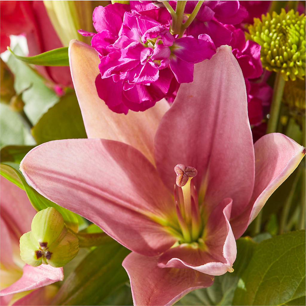 Watermelon Crush Bouquet – ANTONIO FLOWERS & GIFTS, Miami FL
