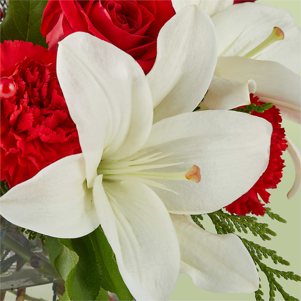 Glistening Icicles Bouquet – ANTONIO FLOWERS & GIFTS, Miami FL