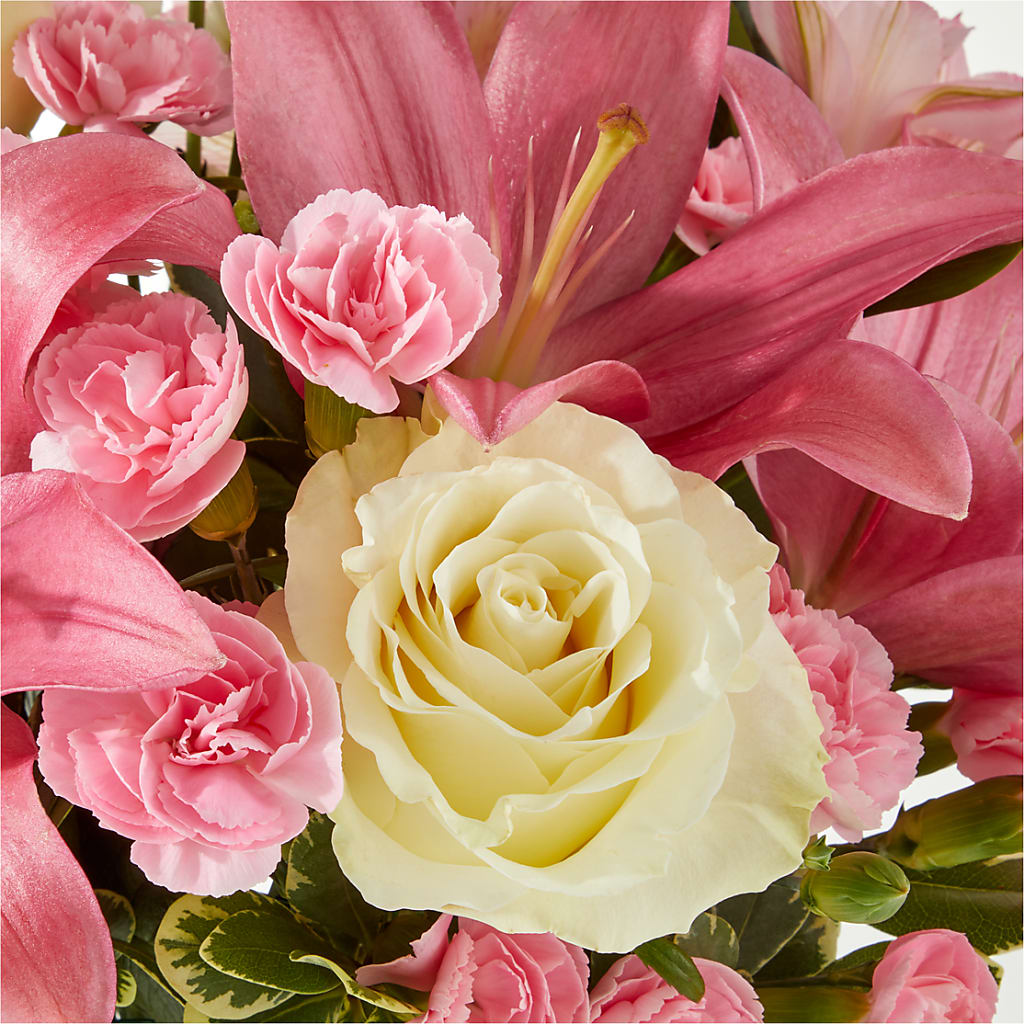 Piece of Cake Bouquet – ANTONIO FLOWERS & GIFTS, Miami FL