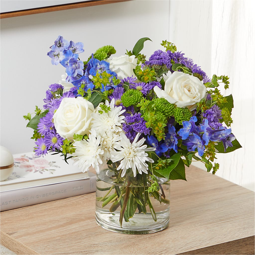 Genuine Gestures Bouquet – ANTONIO FLOWERS & GIFTS, Miami FL