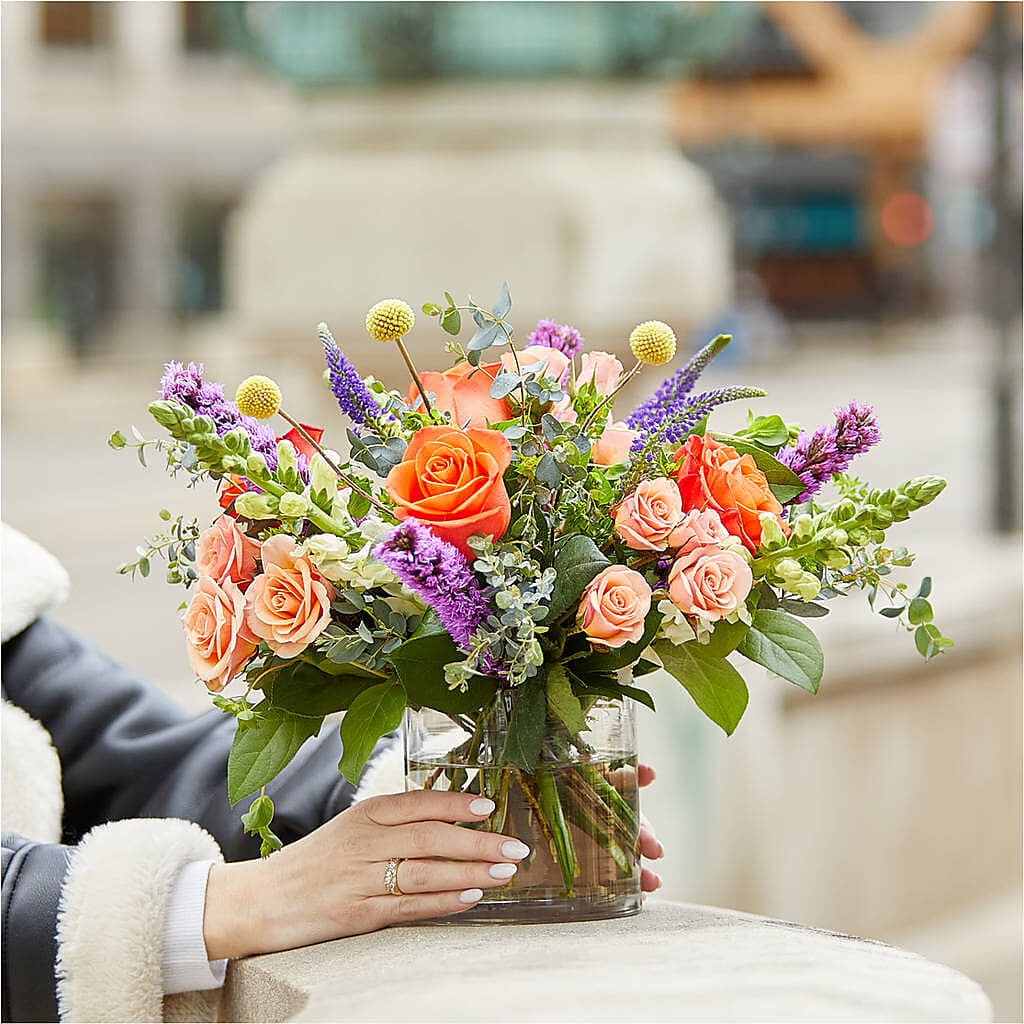The Standout Bouquet – ANTONIO FLOWERS & GIFTS, Miami FL