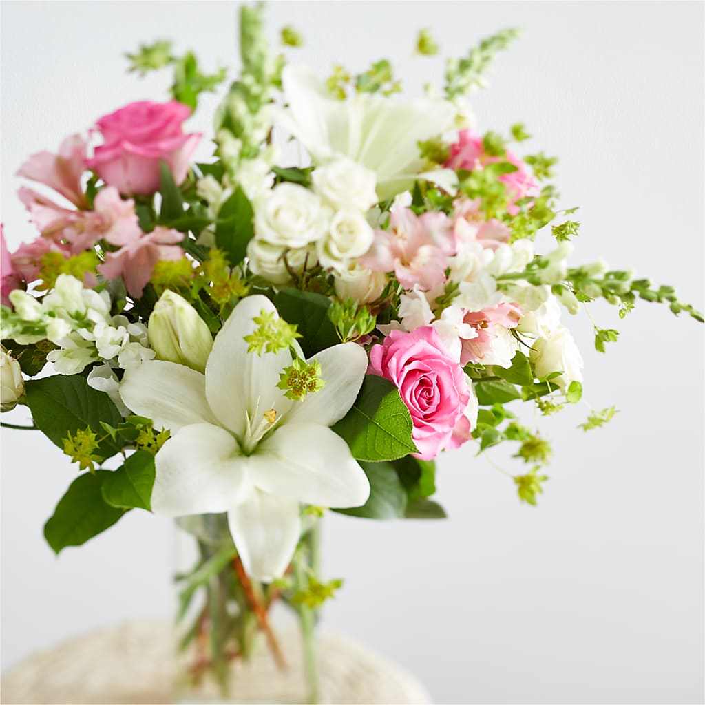 Fondly Bouquet – ANTONIO FLOWERS & GIFTS, Miami FL
