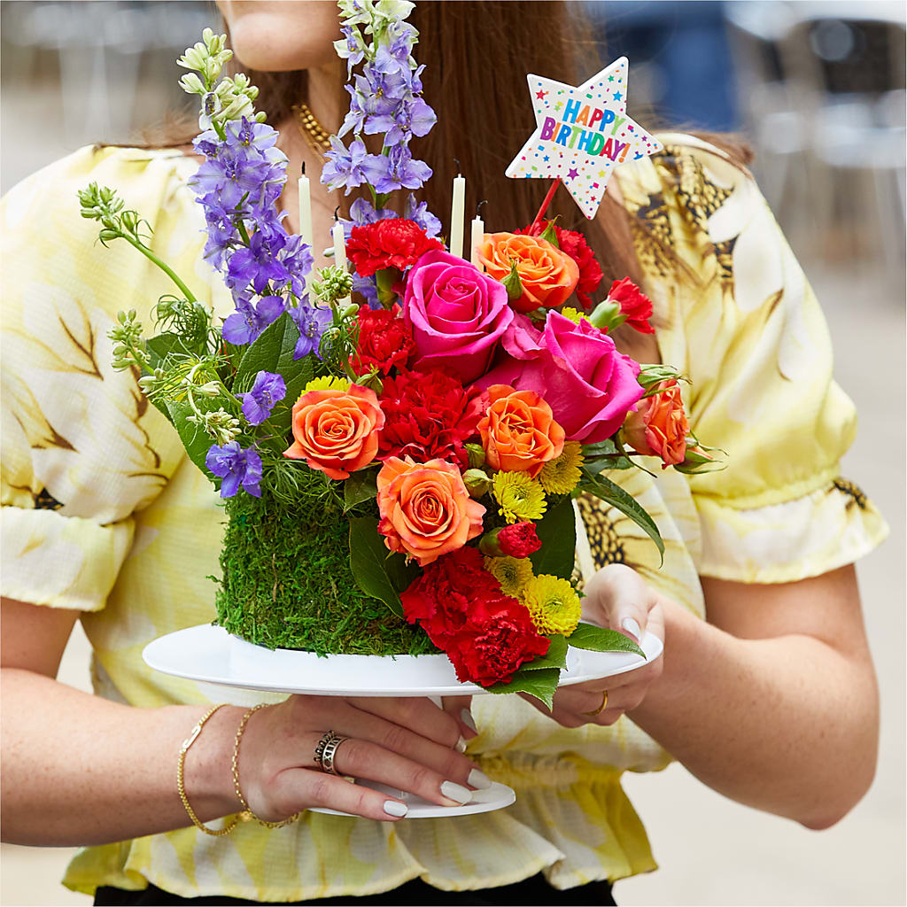 Best Year Yet Floral Cake – ANTONIO FLOWERS & GIFTS, Miami FL