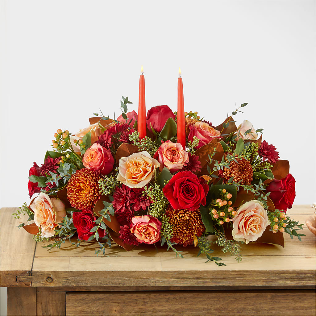 Gather Near Centerpiece – ANTONIO FLOWERS & GIFTS, Miami FL
